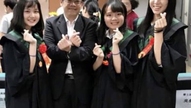 疫情期間完成畢業典禮 調整心態維持人脈再出發