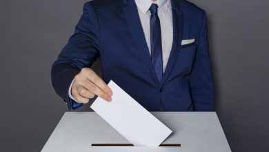 在野整合尚能一抗賴神  郭董參戰意欲為何？