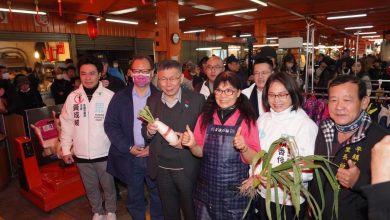 總統候選人柯文哲力挺賴香伶到桃園，現場支持者爆滿展現拚勝選氣勢