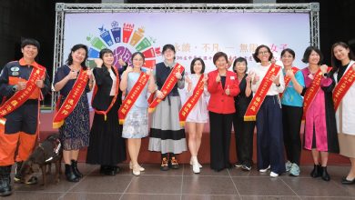 愛女孩傳大愛  楊怡庭獲選十大女傑