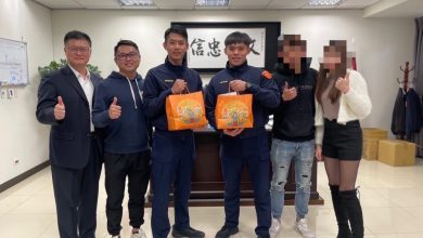 蘆洲警暖心開導遭詐婦走出陰霾 女兒親送小點心至分局致謝