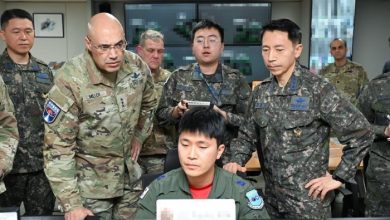 空軍作戰司令官首次與美國宇宙作戰司令官見面 討論聯合太空作戰合作