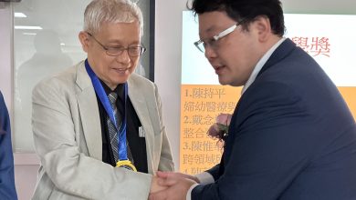 陳持平獲頒崔玖國際醫學獎章　