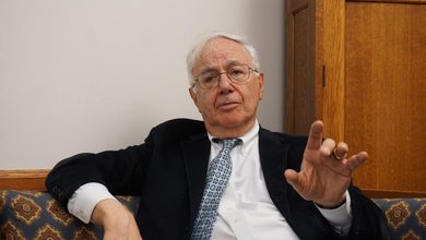 艾克曼致電耶魯出版社 送台灣讀者民主禮物 艾克曼致電耶魯出版社 送台灣讀者民主禮物